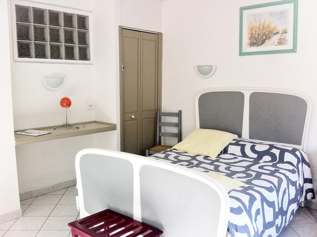 Hotel Residence Larroque Caussade Szoba fotó